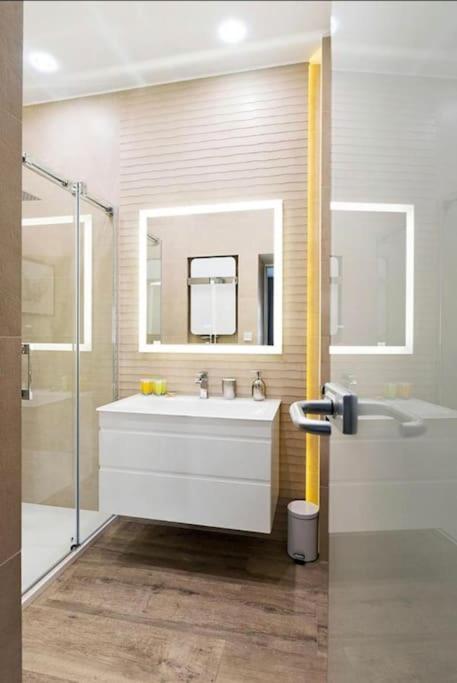 Nowy Swiat 60 - 170 M Do Metra - Prywatne Mieszkanie W Centrum Warszawy - Better Rental Varsó Kültér fotó